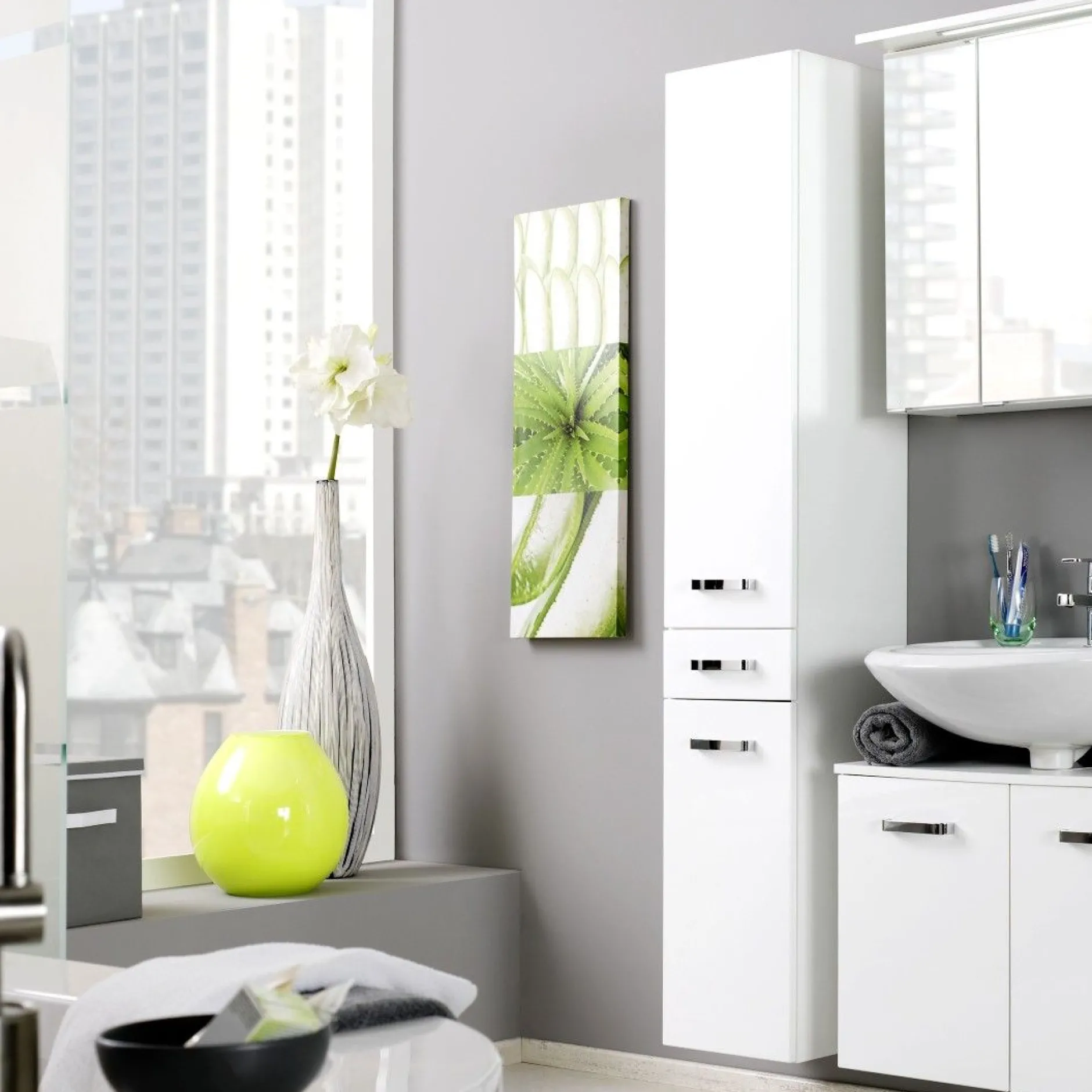 Säulenschrank Bobbi hoch 30cm 2 Türen und 1 Schublade - weiß