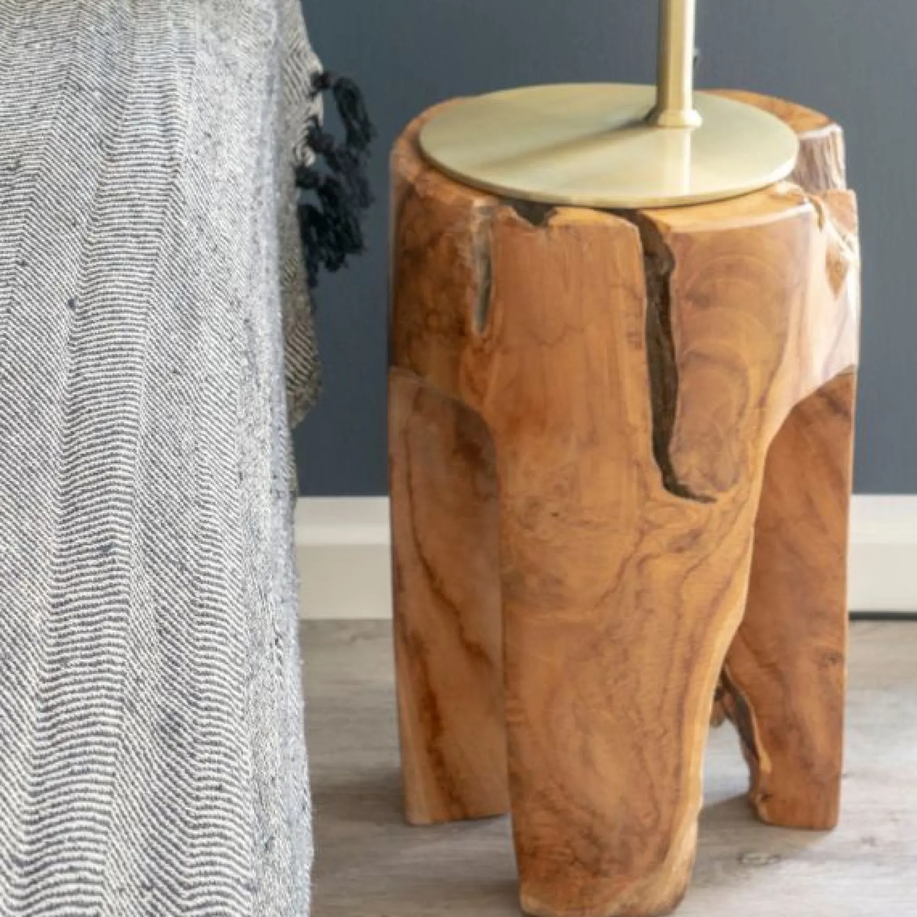 Teak Rose Hocker: Natural Finish, 3 Beine - Ø26x40 cm