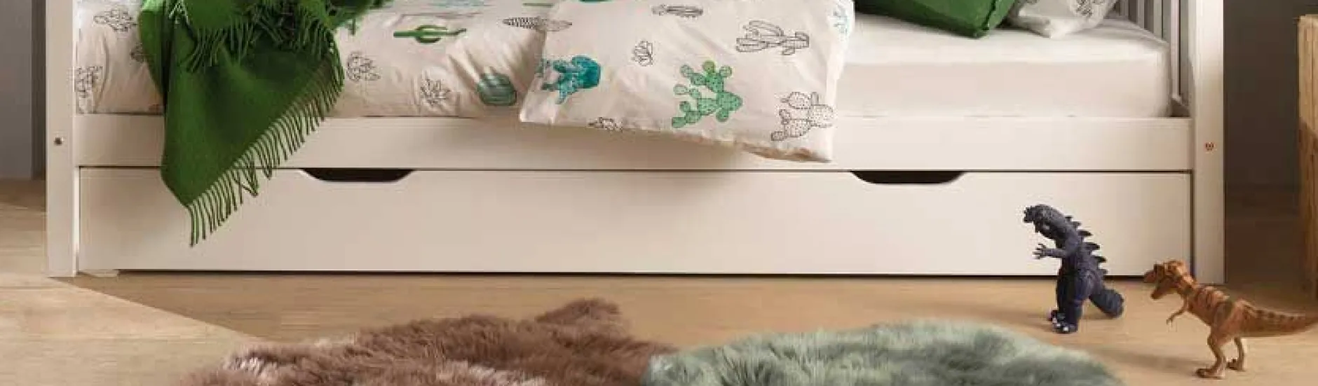 TipiBett mit Reling 90x200cm - mit Lattenrost und Bettkasten - Kiefer massiv - weiß