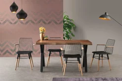 Vella Esstisch | Schwarzes Nussbaumholz | Metallbeine