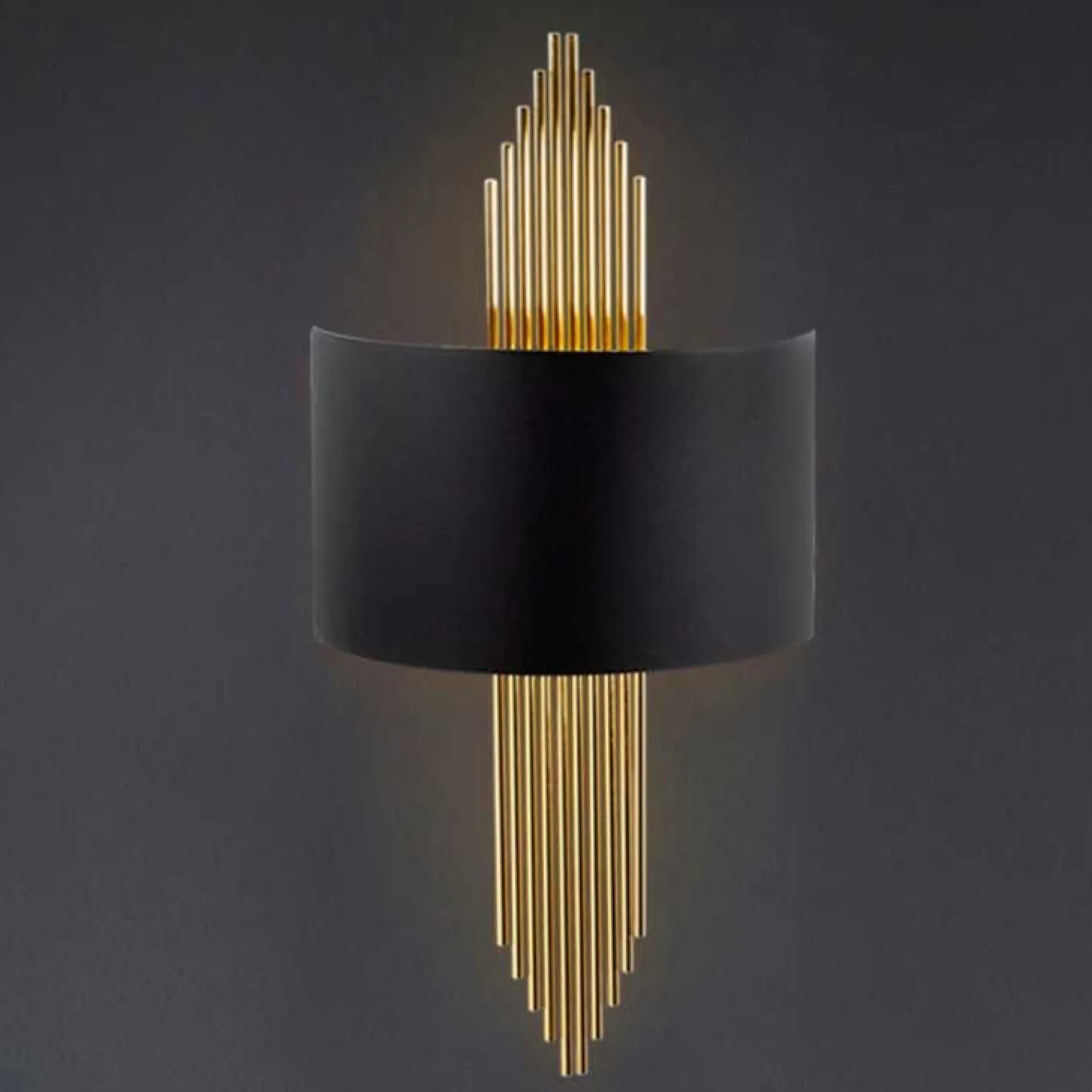 616 Wandleuchte | METALLGEHÄUSE | Schwarz, Gold