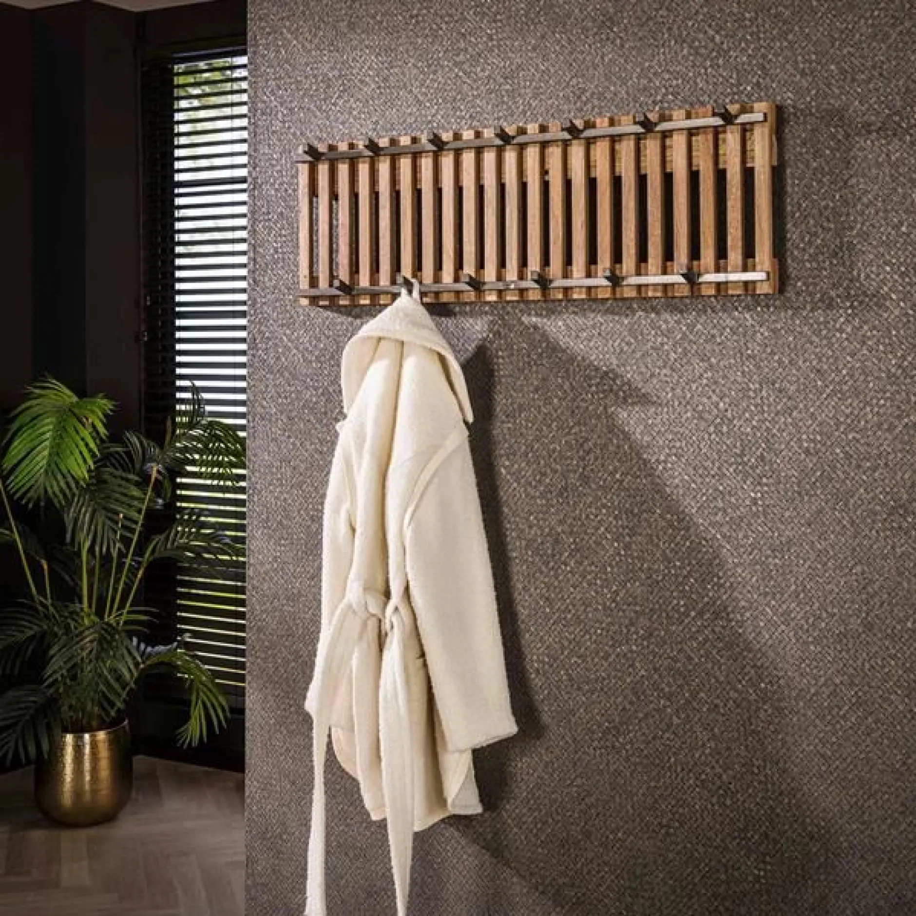 Wes Wandgarderobe 13 Haken - Mangoholz geschliffen