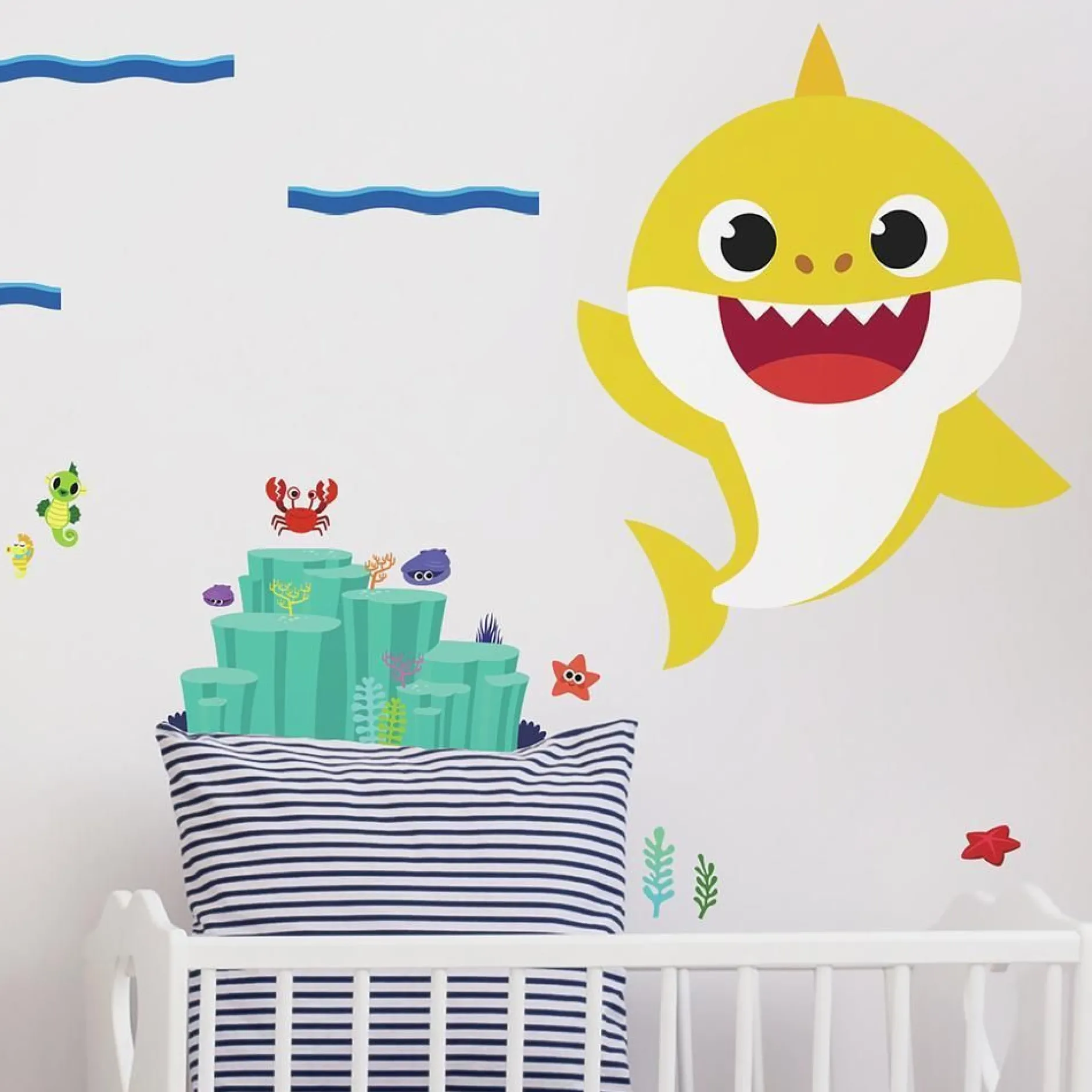 XL Wandaufkleber Baby Shark