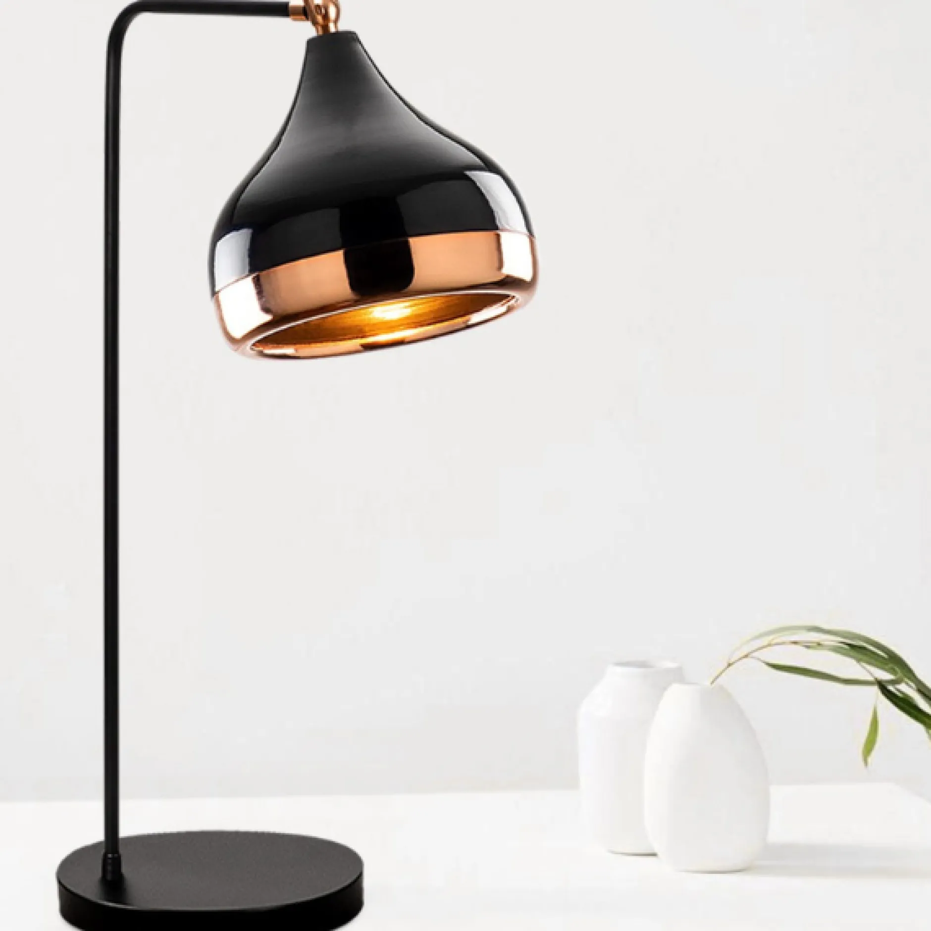 Yıldo Tischlampe | METALLGEHÄUSE | Schwarz, Kupfer